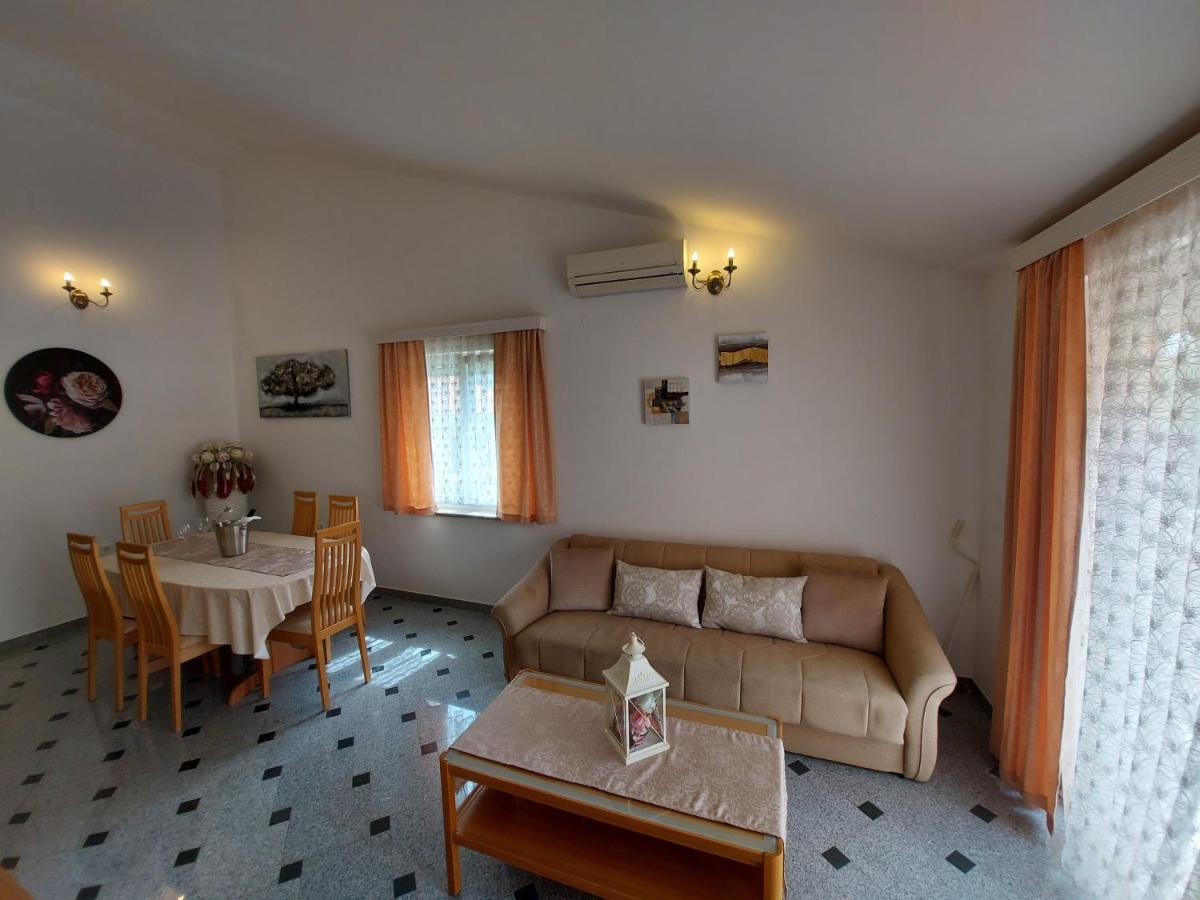 Apartments Palic Baska  Exterior photo